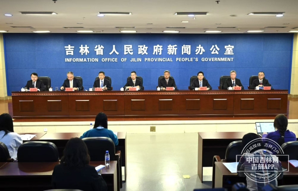 级后卫行列